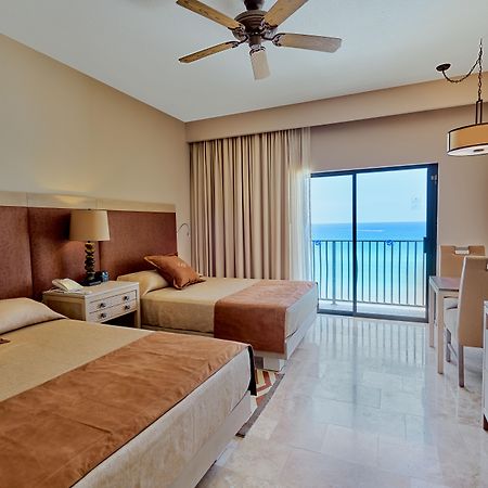 The Royal Sands Resort & Spa Cancun Bagian luar foto