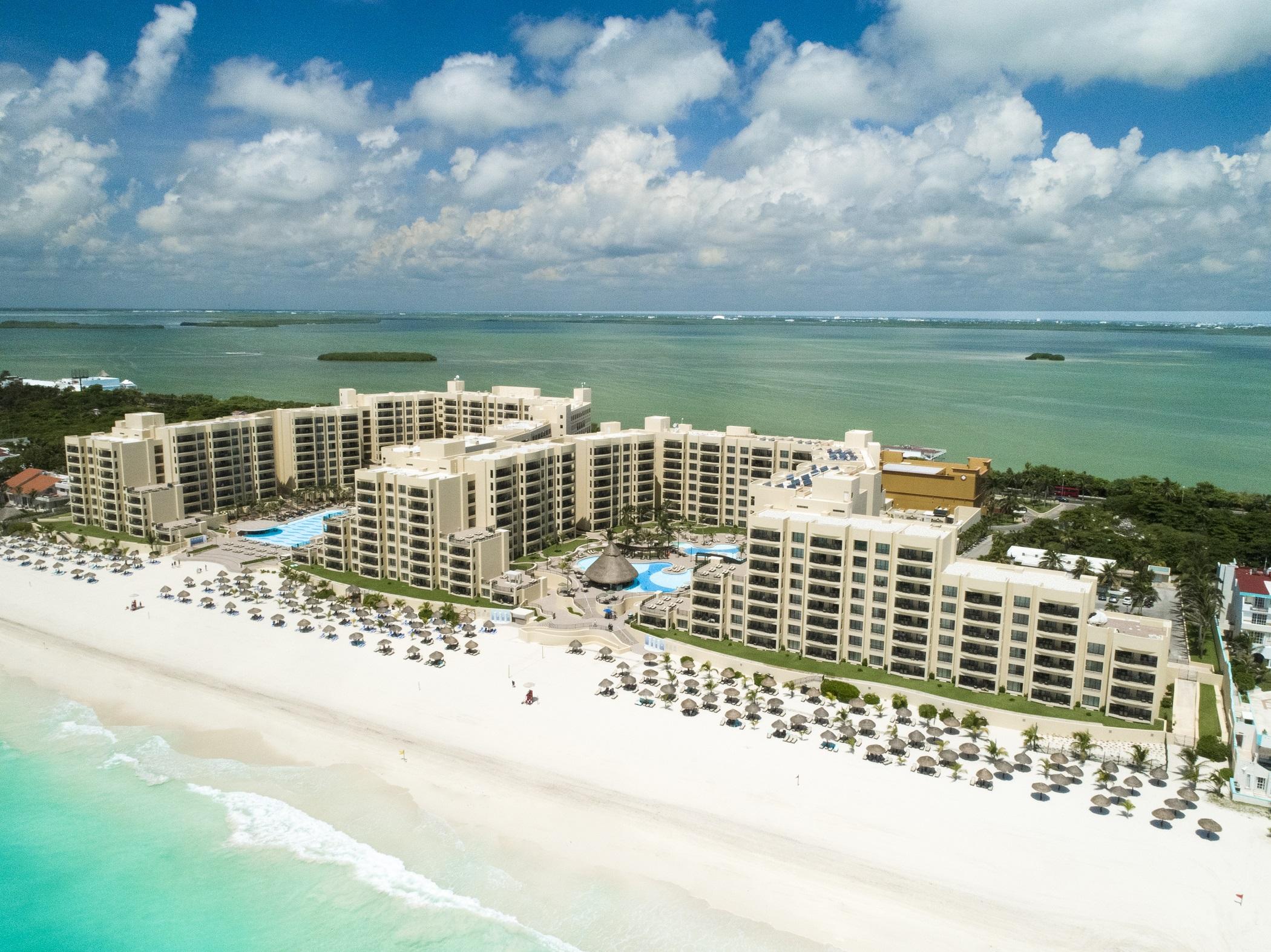 The Royal Sands Resort & Spa Cancun Bagian luar foto