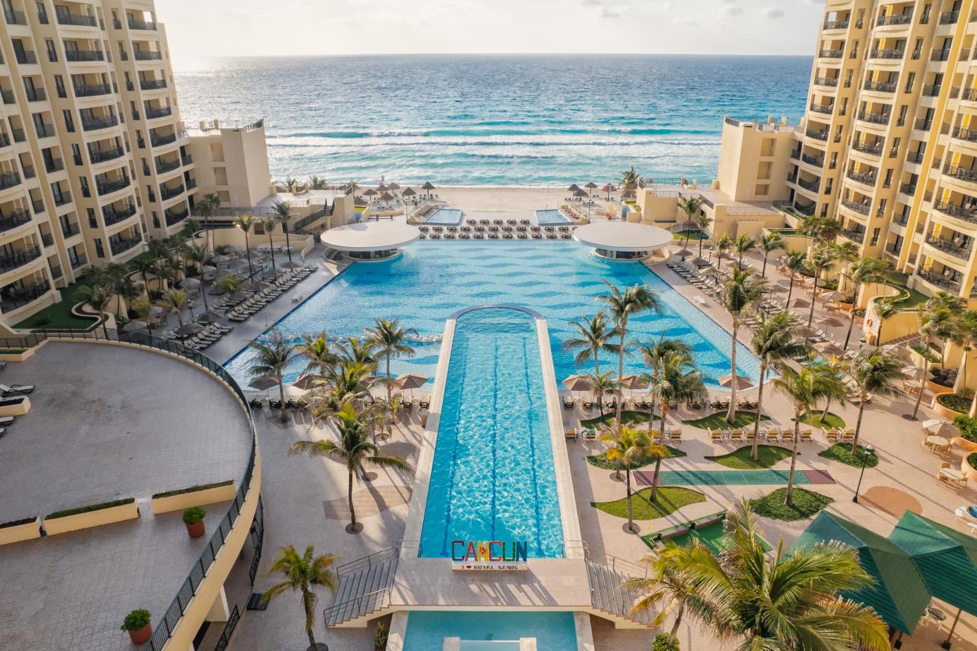 The Royal Sands Resort & Spa Cancun Bagian luar foto